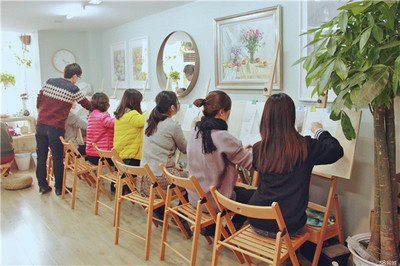 开办美术培训班 从“教育咨询服务”到合规经营的手续指南